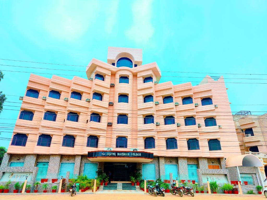 Top Luxury Hotels In Ayodhya